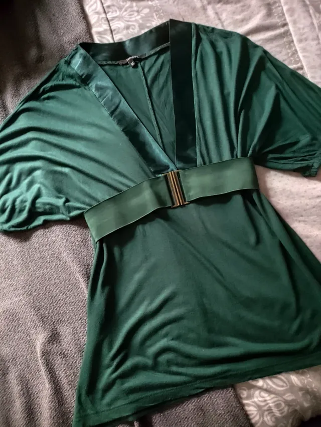 Blusa Kimono Verde Stradivarius Talla M