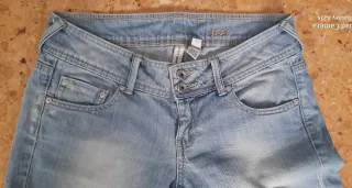 Pantalón vaquero y camisa blanca Talla 38