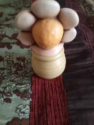 Egan statuetta ceramica Bimbo Fiore in vaso