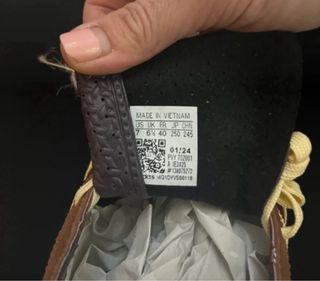 Zapatillas Adidas Marrones y Moradas