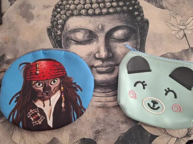 Dos monederos gato pirata Johnny Depp y perro