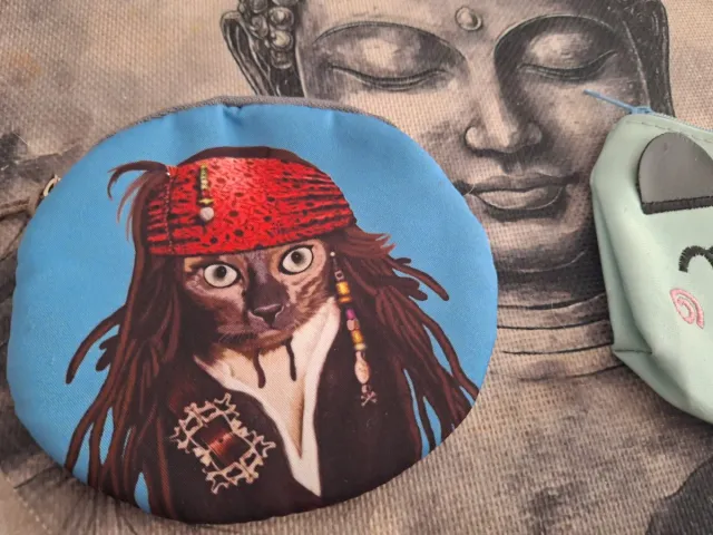 Dos monederos gato pirata Johnny Depp y perro