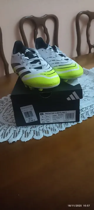 Zapatillas Adidas Predator, se ha usado una vez