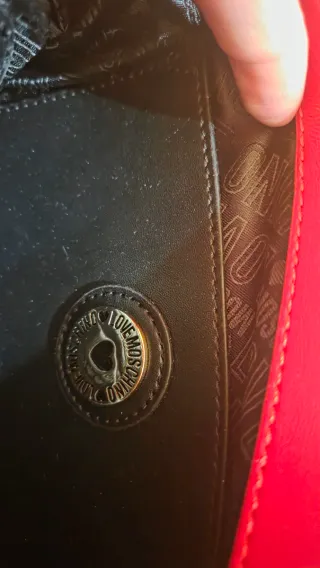 Bolso Love Moschino Rojo y Dorado