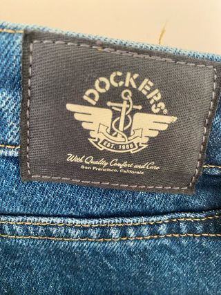 Pantalón vaquero Dockers chica talla 27 .