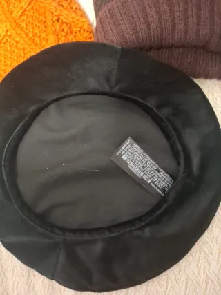 Gorros de lana con pompón