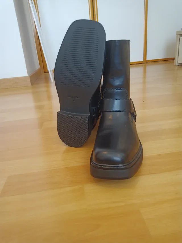 Botas Pull&Bear Negras Talla 44 Nuevas