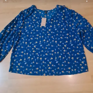 Variado de ropa mujer