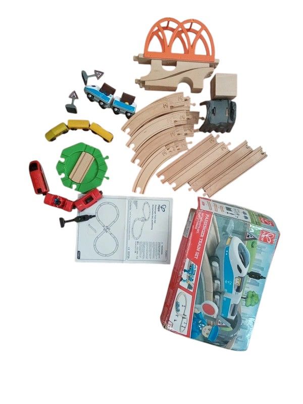 Piste in legno per trenini