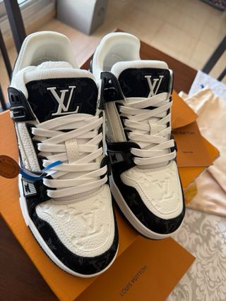 Zapatos Louis Vuitton Negros y Blancos
