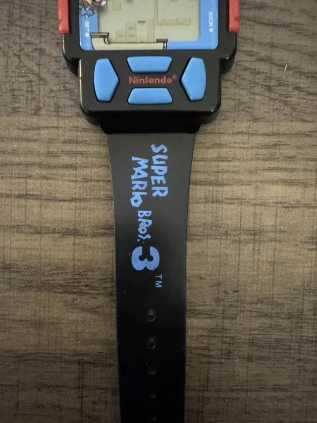 Orologi Nintendo Super Mario, Zelda, Tetris