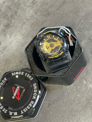 Casio G-Shock Negro y Dorado
