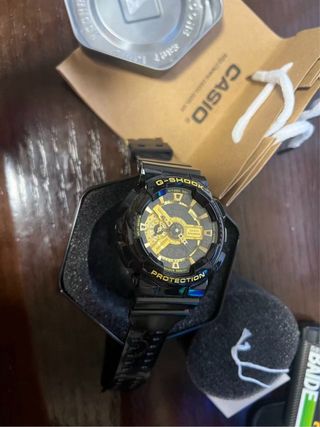 Casio G-Shock Negro y Dorado