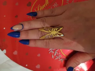 Anillo impresionante