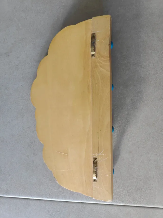 Perchero infantil tren con 4 ganchos