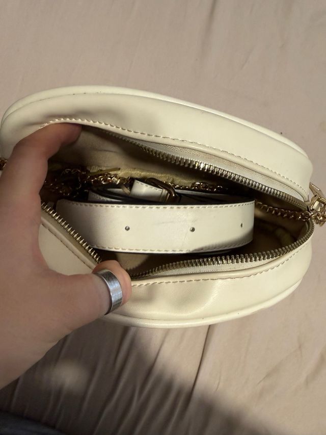 Bolso blanco acolchado