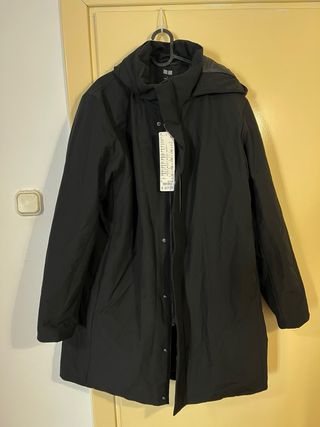 Abrigo Híbrido Plumas Uniqlo Negro Talla L