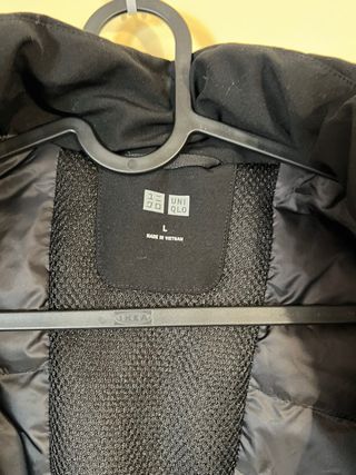 Abrigo Híbrido Plumas Uniqlo Negro Talla L