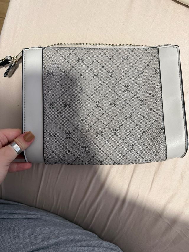 Bolso Gris y Blancos