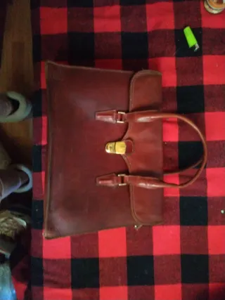 Maletín de cuero auténtico con asas