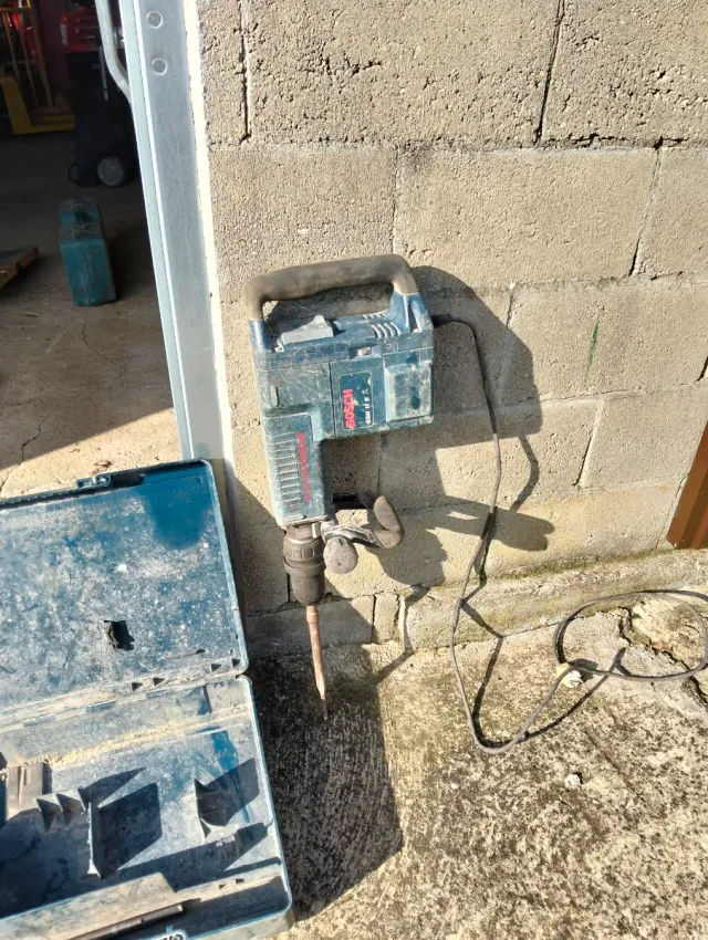 Martillo demoledor picador Bosch