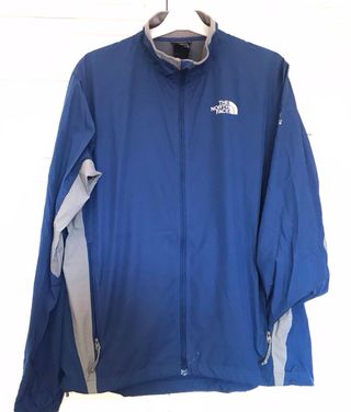 Cortavientos The North Face Azul y Gris