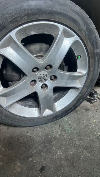 Llantas 17 Peugeot 407 SW con Gomas