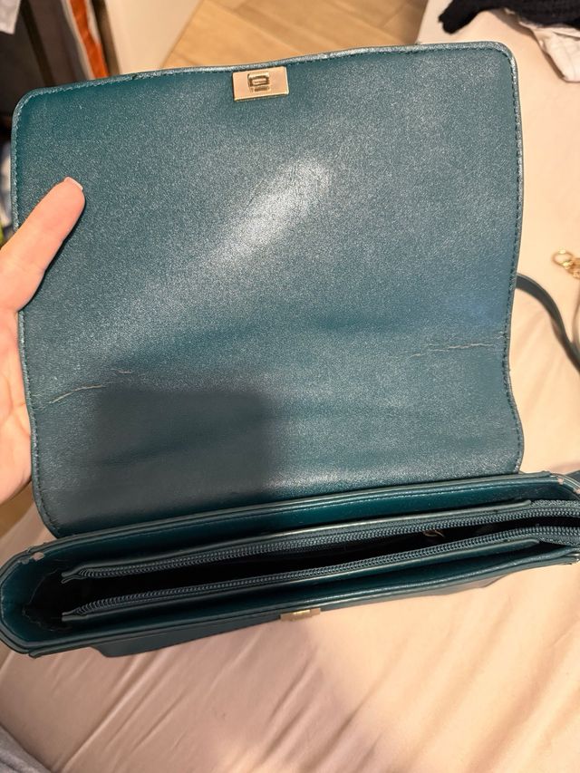 Bolso verde esmeralda de terciopelo