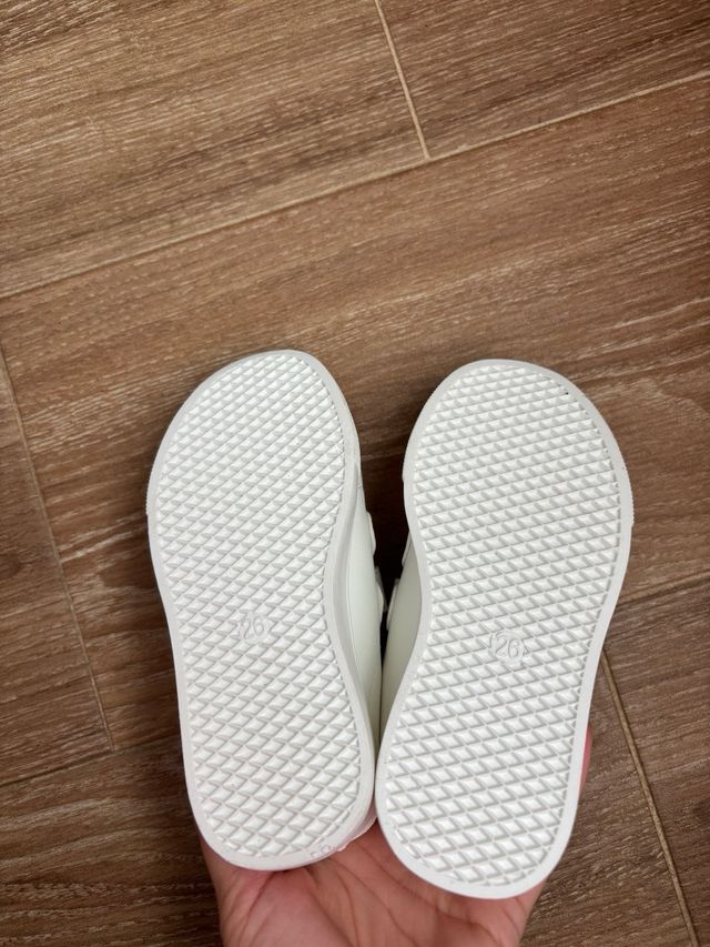 Zapatillas Mickey niño blancas