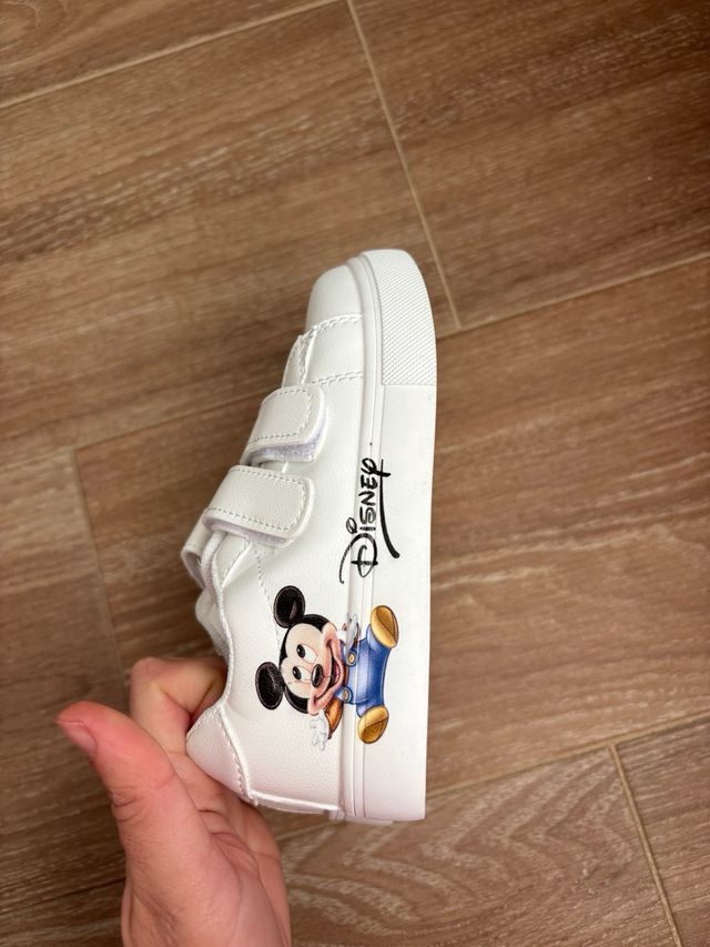 Zapatillas Mickey niño blancas