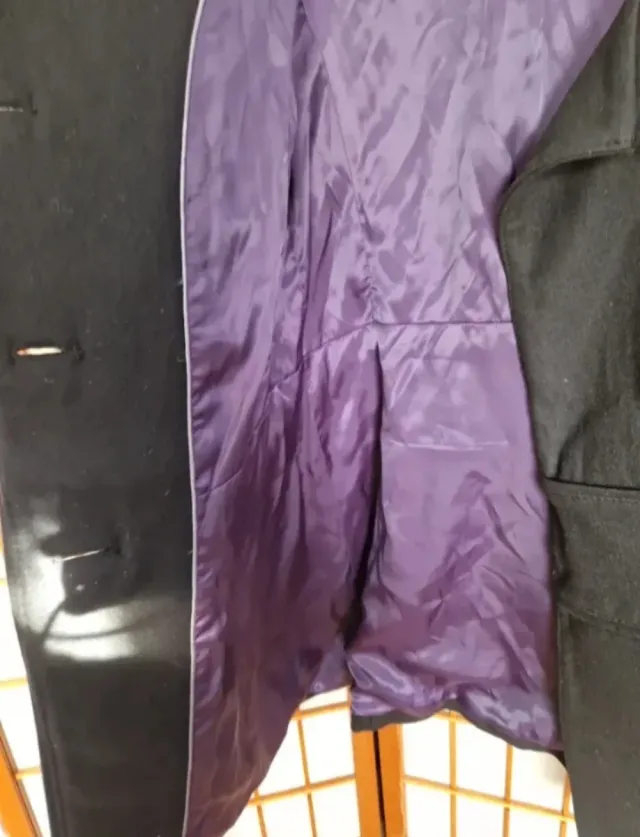 Abrigo Salsa Negro como nuvo