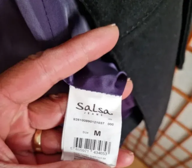 Abrigo Salsa Negro como nuvo