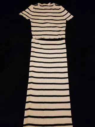 Conjunto falda y camiseta rayas