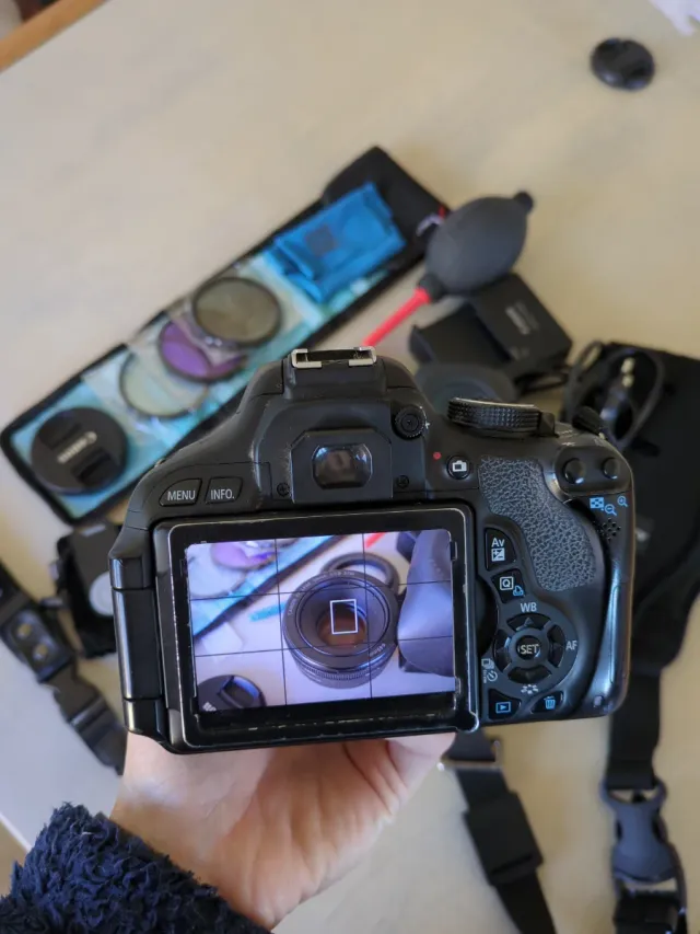 Cámara Canon EOS 600D + Lentes y Accesorios