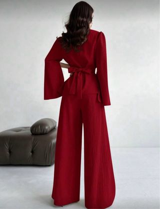 Conjunto elegante rojo mujer