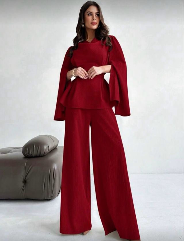 Conjunto elegante rojo mujer