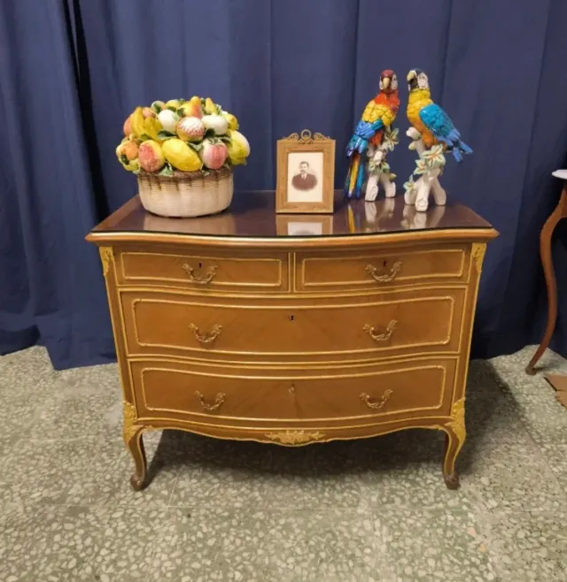 Mesitas de noche antiguas Los Certales