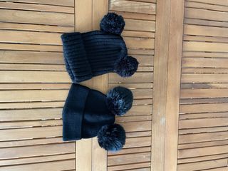 set 2 cappelli lana con pom pom
