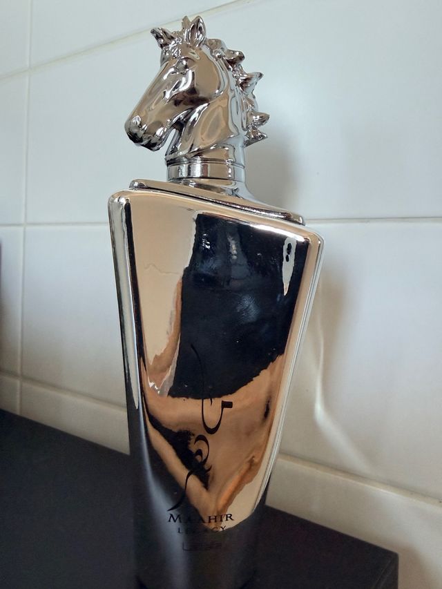 Perfume Maahir Lattafa Legacy
