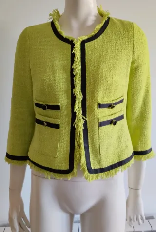 Chaqueta Cortefiel verde pistacho