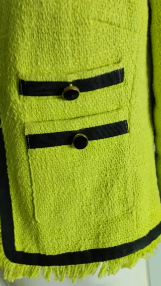 Chaqueta Cortefiel verde pistacho