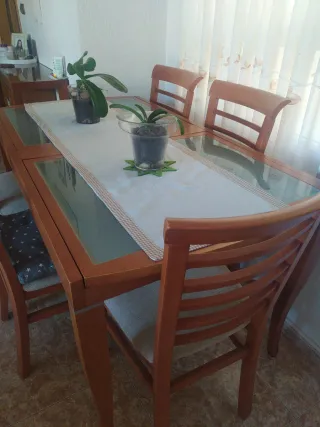 Mesa comedor madera y cristal con 6 sillas