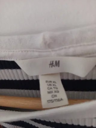 Camiseta H&M rayas azul y blanco