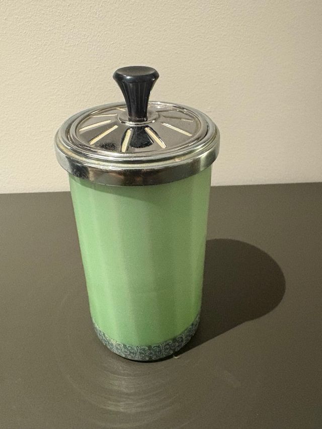 Cigarrera Vintage Verde y Cromada