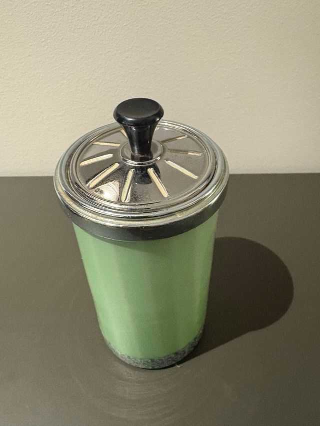 Cigarrera Vintage Verde y Cromada