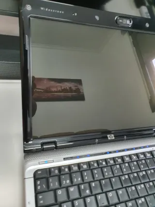 Portátil HP Pavilion dv2000