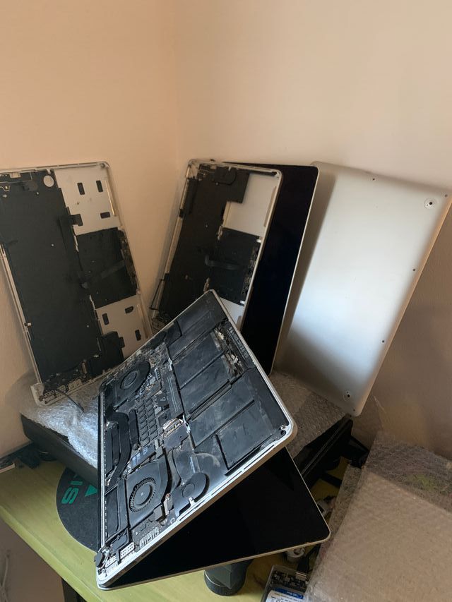 Macbook Pro 15" A1398 Piezas