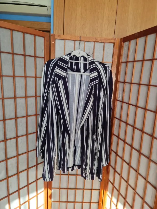 Blazer Rayas Azul y Blanco Talla XL