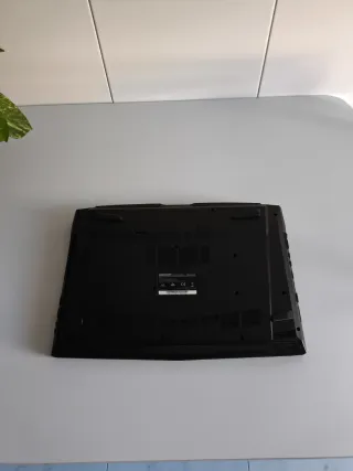 Portátil Erazer Negro