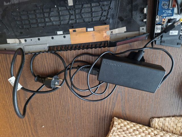 Portátil Lenovo para desguace